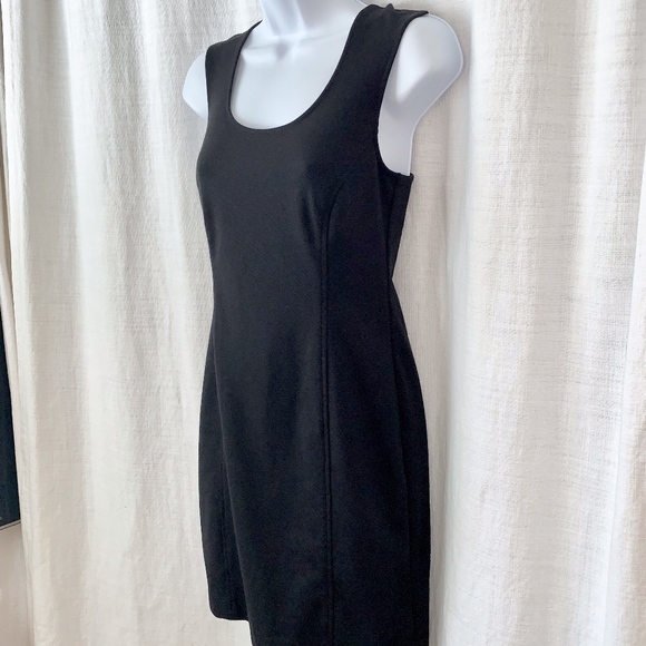 EUC- Banana Republic Twist Back Bodycon Dress! - Picture 3 of 4